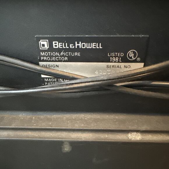 Vintage Bell & Howell 8mm Autoload Projector Model 198L Untested - Picture 4 of 5